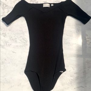 Aritzia Wilfred Free Bodysuit